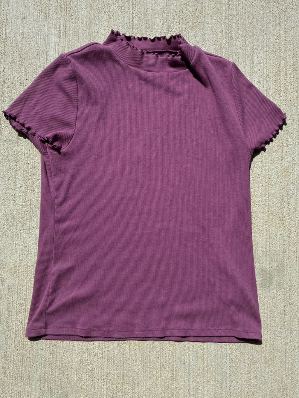 wonder nation Plum Ribbed Short Sleeve Tee with Lettuce Trim